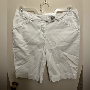 Jones New York white shorts